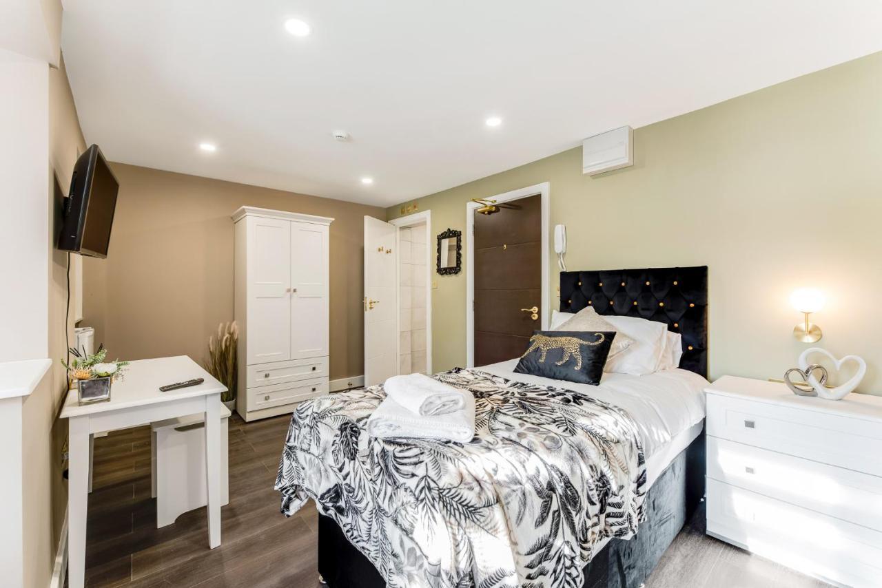 Elegant Studio - Perfect For Explorers Apartment London Bagian luar foto