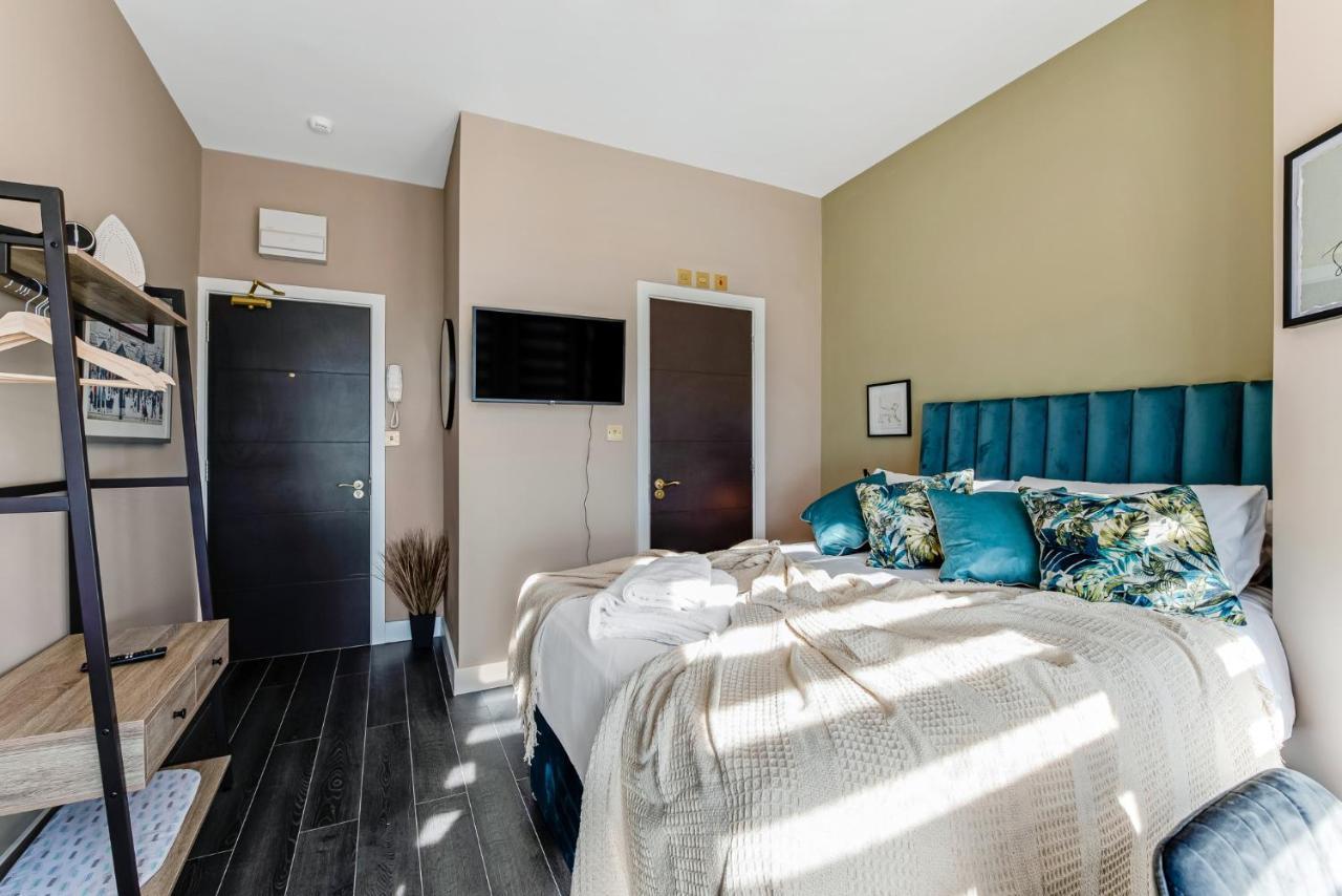 Elegant Studio - Perfect For Explorers Apartment London Bagian luar foto