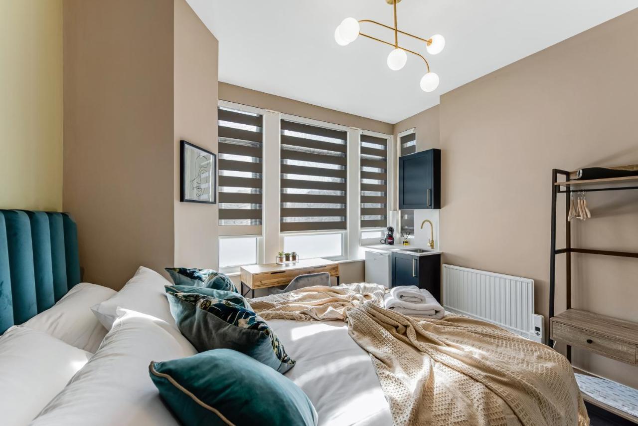 Elegant Studio - Perfect For Explorers Apartment London Bagian luar foto