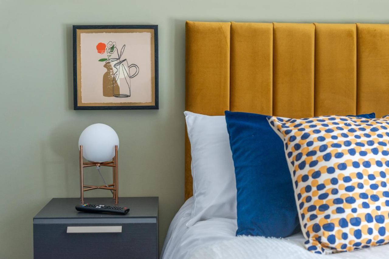 Elegant Studio - Perfect For Explorers Apartment London Bagian luar foto