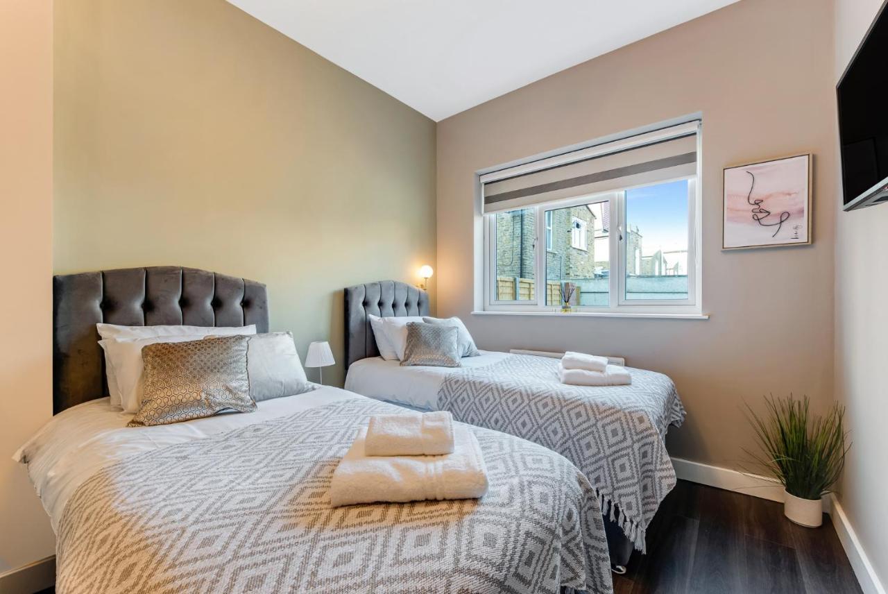 Elegant Studio - Perfect For Explorers Apartment London Bagian luar foto