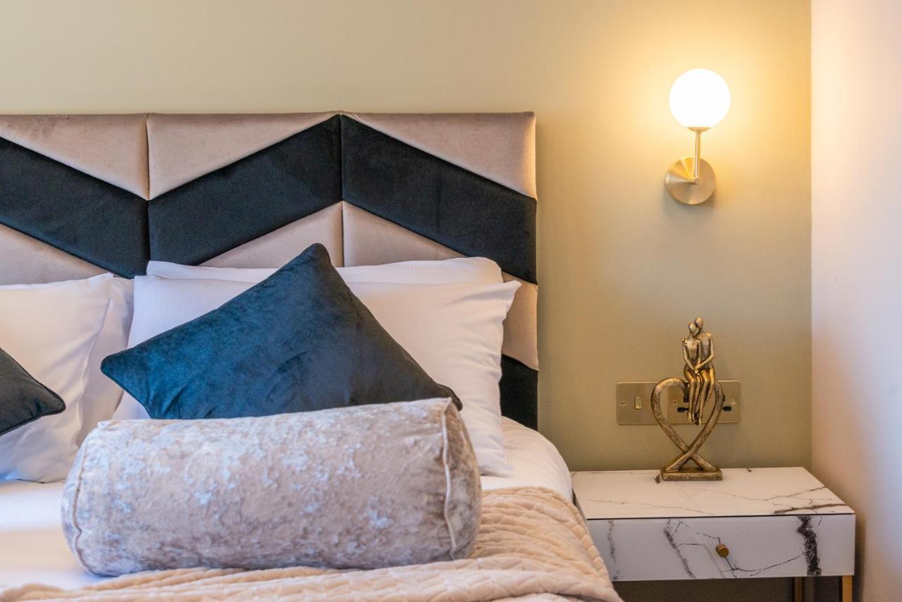 Elegant Studio - Perfect For Explorers Apartment London Bagian luar foto